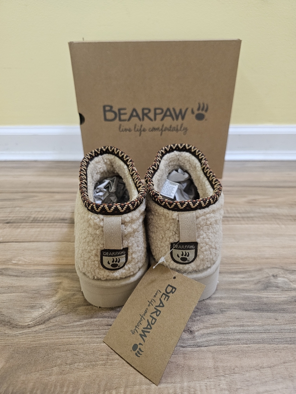 NEW BEARPAW SNUGGLE DAPHNE DECO - Picture 4 of 10